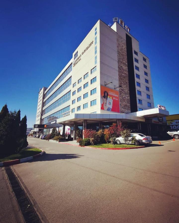 Hotel Elit Pernik Extérieur photo