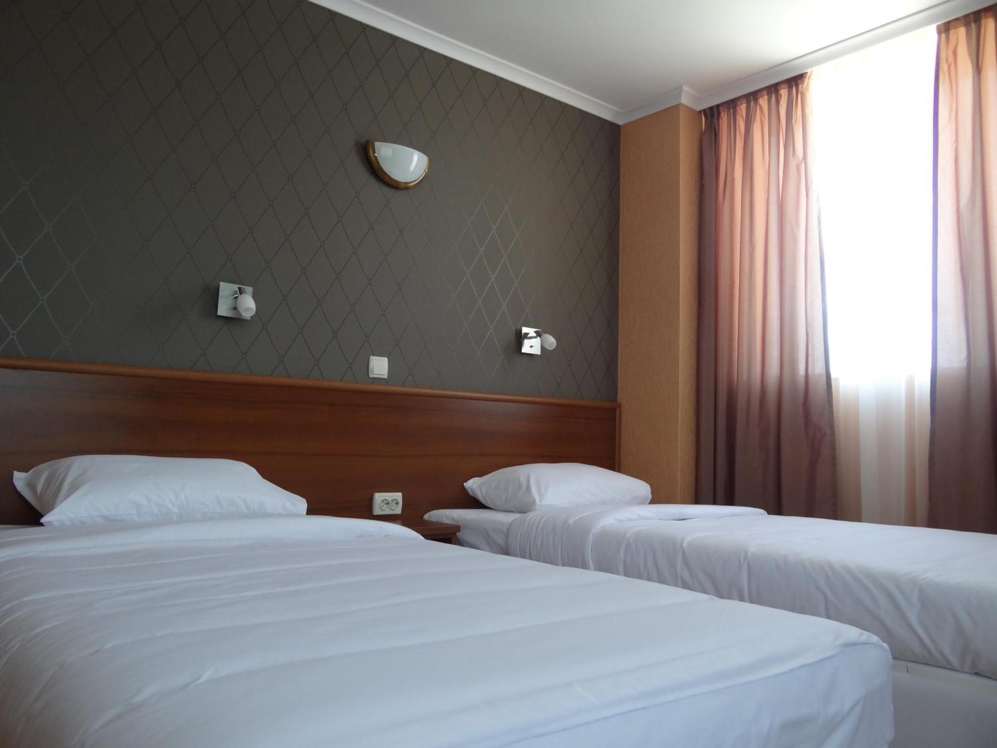 Hotel Elit Pernik Extérieur photo