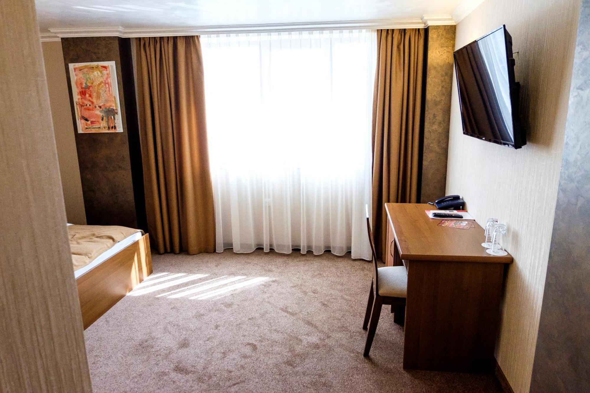 Hotel Elit Pernik Extérieur photo