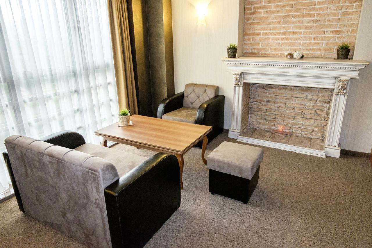 Hotel Elit Pernik Extérieur photo